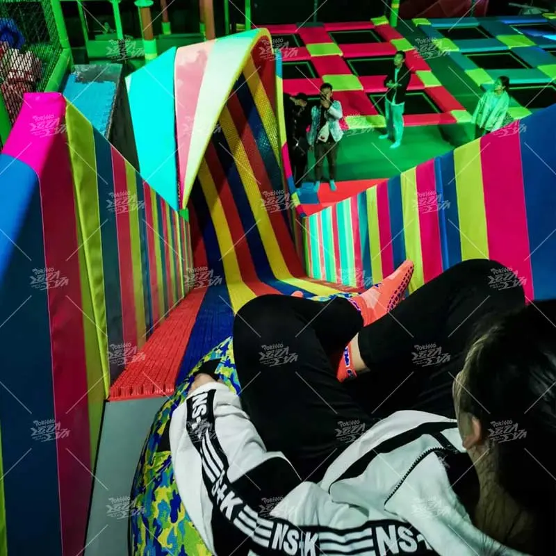 大喇叭滑梯产品案例图3